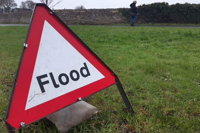 Flood warning sign