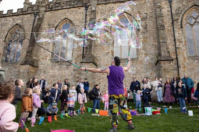 Interactive performances at Auckland Palace