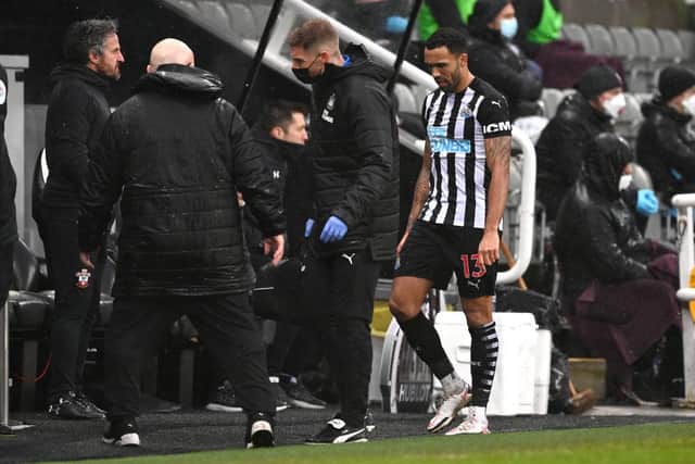 Callum Wilso leaves the field against Southampton.