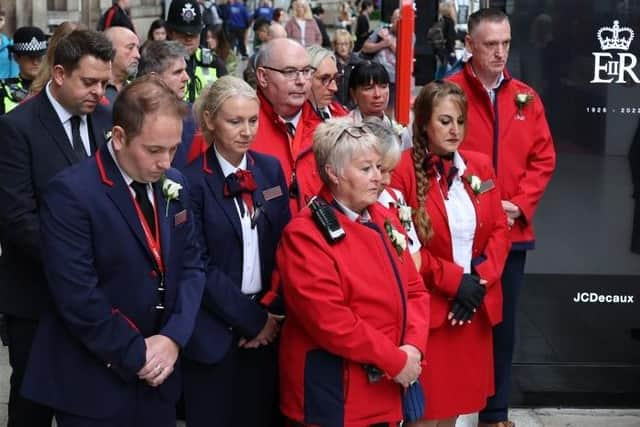 Dated: 19/09/2022
MINUTES SILENCE QUEENS FUNERAL 
A minutes silence is observed by LNER staff and commuters at Newcastle's Central Station in memory of Her Majesty Queen Elizabeth II today (Monday) 
See Queen Funeral round up 