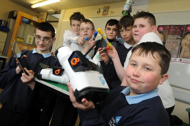 Youngsters from Epinay school took part in a space event 9 years ago but were you in the picture?