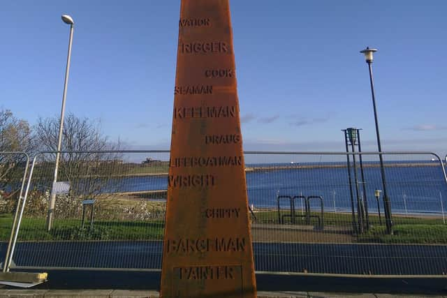 The huge metal artwork has appeared on the 'Hilltop' area of the park, which offers one of the best views in South Tyneside