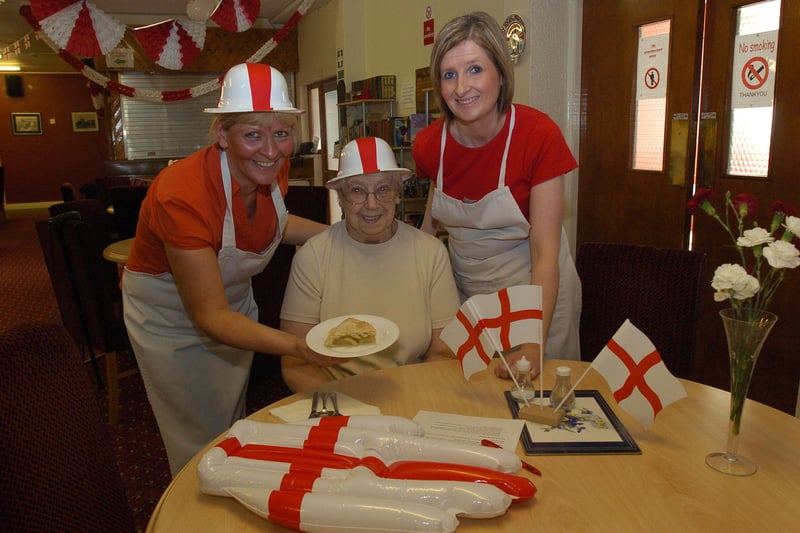 Jessie Egglestone is served with apple pie by Sandra Pearson and Mary Smith in 2009 but where was this photo taken?
