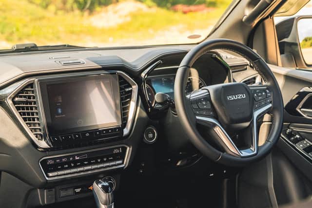 Isuzu D-Max V-Cross Mudmaster