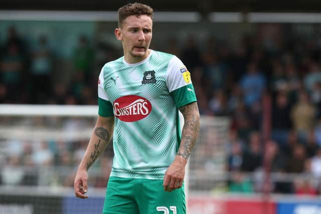 Sunderland have signed former Plymouth full-back Callum McFadzean