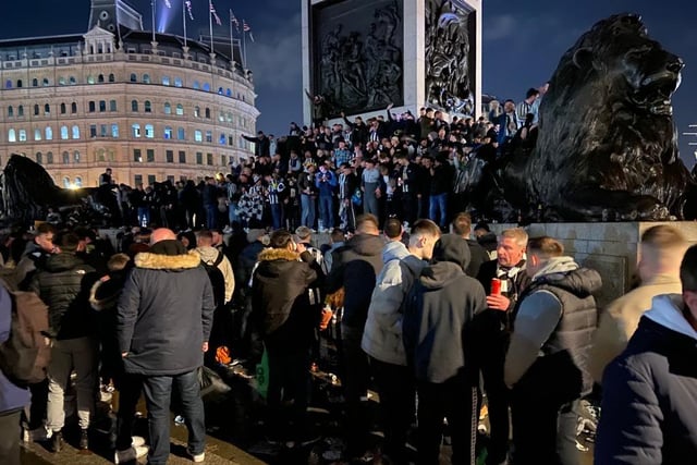 Hoards of Magpies fans made Nelson's Column their own