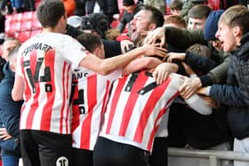 Sunderland fans celebrate Nathan Broadhead's late winner