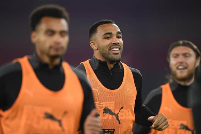 Newcastle United's English striker Callum Wilson (C) warms up ahead of the English Premier League football match between Southampton and Newcastle United at St Mary's Stadium in Southampton, southern England on November 6, 2020.