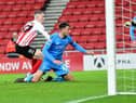 Will Harris goes close to scoring in the second half for Sunderland