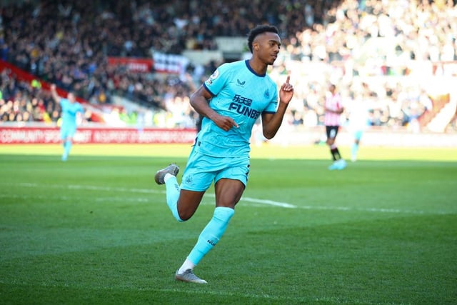 Willock's improved form means he was a big miss for the game with Chelsea as Newcastle often struggled to get runners from midfield to join the attack. If he is fit enough to start, then his dynamism in midfield could be a great boost for the Magpies against Everton.