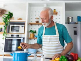 It's easy to be misled into common cooking myths (photo: Adobe)