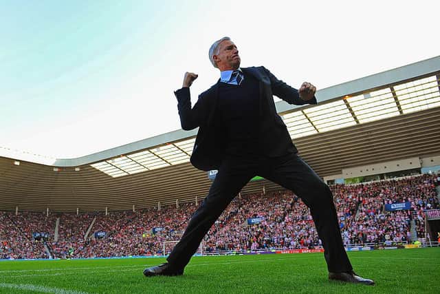 Newcastle manager Alan Pardew celebrates after his team's goal during the Barclays Premier League match between Sunderland and Newcastle United at the Stadium of Light on October 21, 2012 in Sunderland, England.  (Photo by Michael Regan/Getty Images)