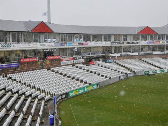 Snow prevented play getting underway at the Durham v Middlesex county championship game.