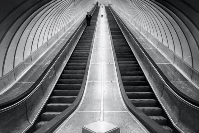When the tunnels opened, the wooden escalators which took people from the surface down to the tunnels are up again were the longest in the world.
