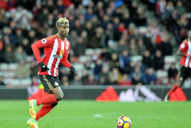 Despite some high-earners remaining on the wage bill, Sunderland's wage bill dropped from 82,691,000 to 46,834,000 following relegation from the Premier League.
