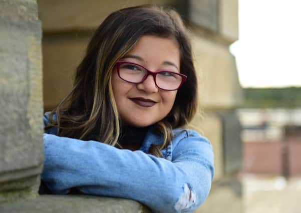 Talented singer Amelia Saleh has made it through to the Unstoppable UK live final.