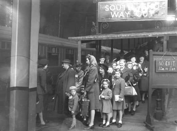 Children being evacuated during the Second World War.