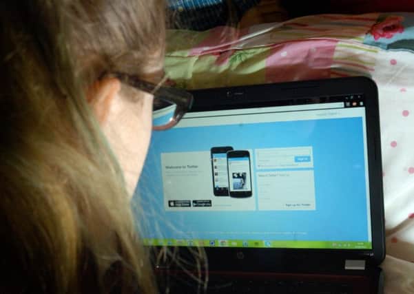 Social media can be a contributing factor to loneliness in young people.