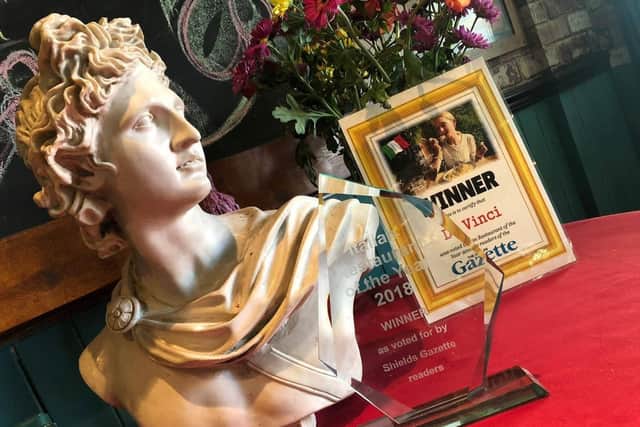 Da Vinci's award from the Shields Gazette