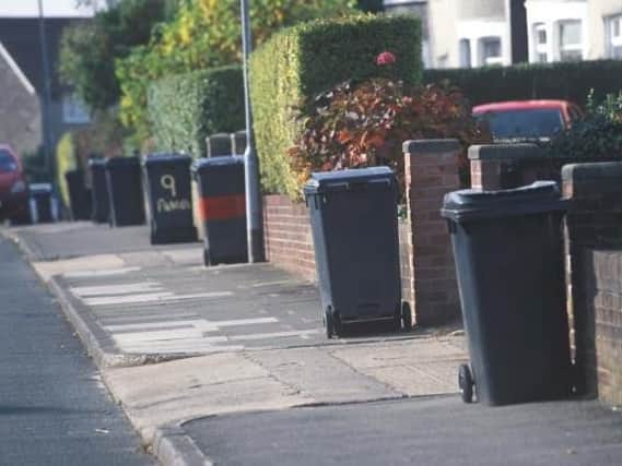The Government wants councils to return to weekly collection of food waste, according to reports.