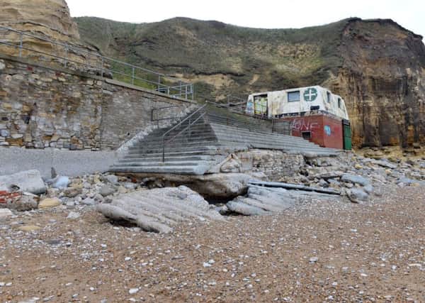 The collapsed Marsden Bay steps