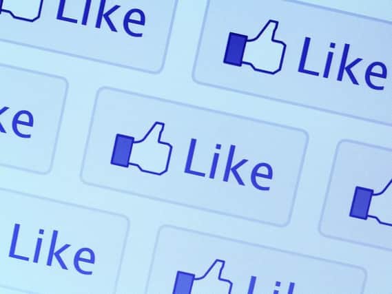 Facebook users are being warned not to fall for a scam advertising a "dislike" button.