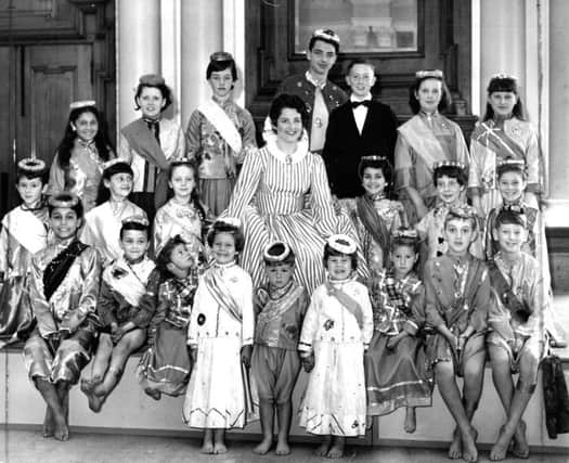South Shields Gazette Memory Lane  October 1962  no old ref number    Amateur dramatics  operatic  The King and I   Anna surrounded by her charges, the royal children.