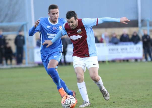 Julio Arca battles against Brandon. Picture by Peter Talbot
