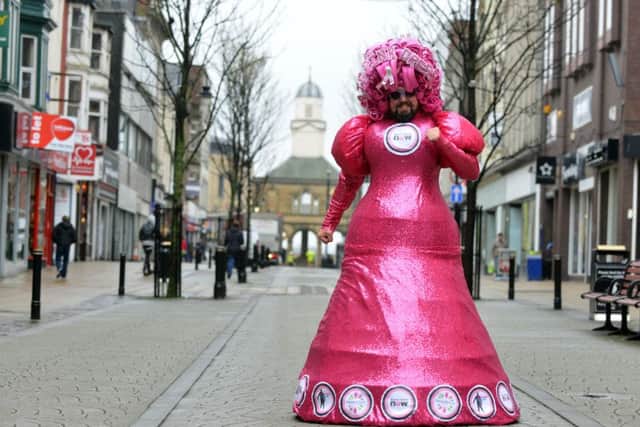 Big Pink Dress Colin Burgin-Plews unveils his new London Marathon frock.