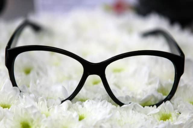 The memorable image of Ronnie Corbett's glasses.