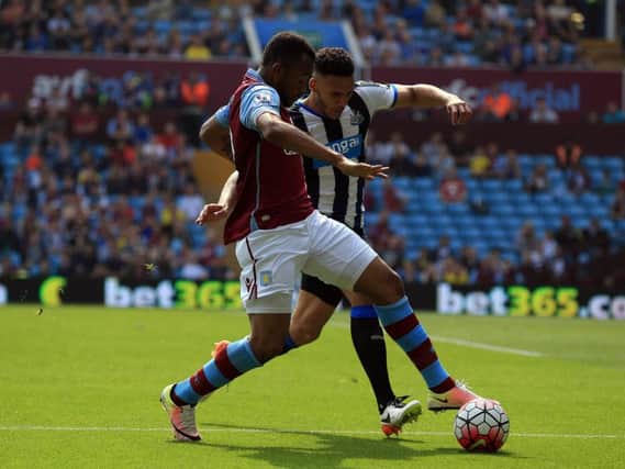 Jamaal Lascelles, right