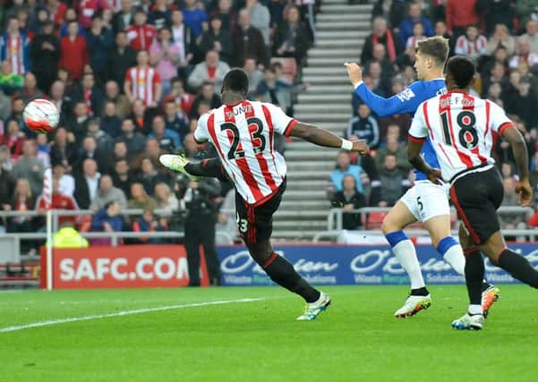 Lamine Kone smashes home Sunderland's second goal against Everton. Picture by Frank Reid