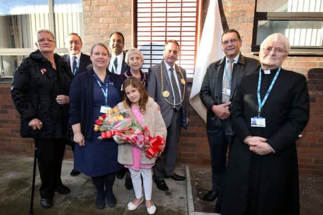 The unveiling of the Gift of Life Plaque at South Tyneside Hospital.