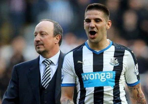 Aleksandar Mitrovic & Rafa Benitez.