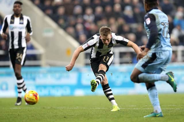 Matt Ritchie scores Newcastle's fourth goal