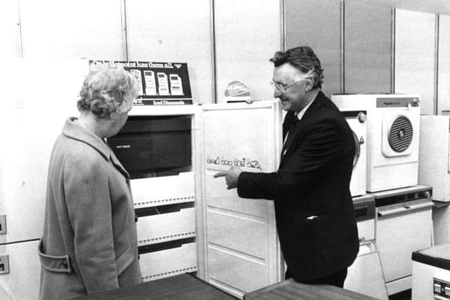 Demonstrating a Hotpoint freezer in 1979. Do you recognise the salesman and the shopper?