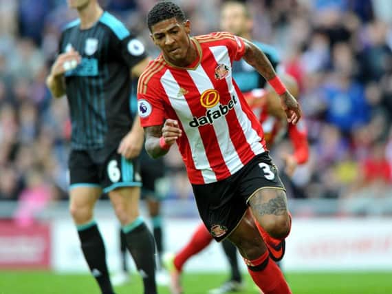 Patrick van Aanholt has completed his move to Crystal Palace