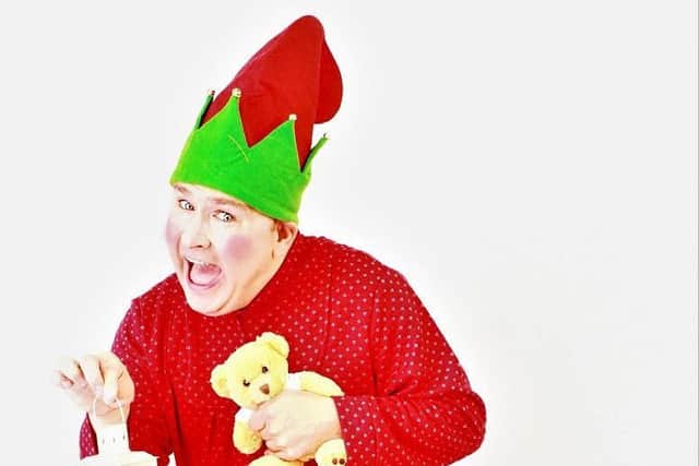 Wayne Miller as Elfluent in Santas Naughty Elf.