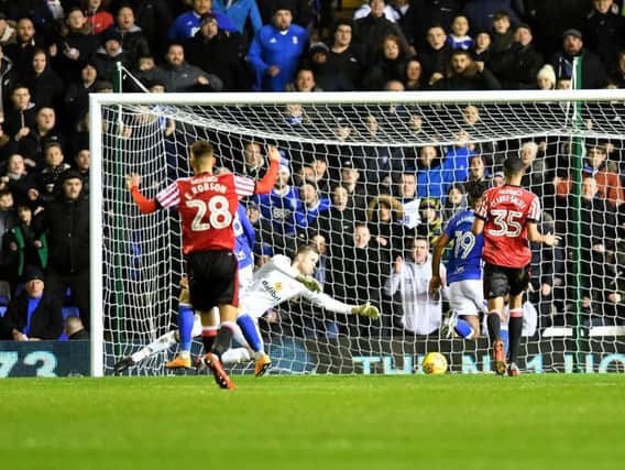 Sunderland were thumped by Birmingham City 3-1.