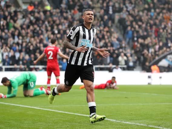 Kenedy celebrates scoring his second goal