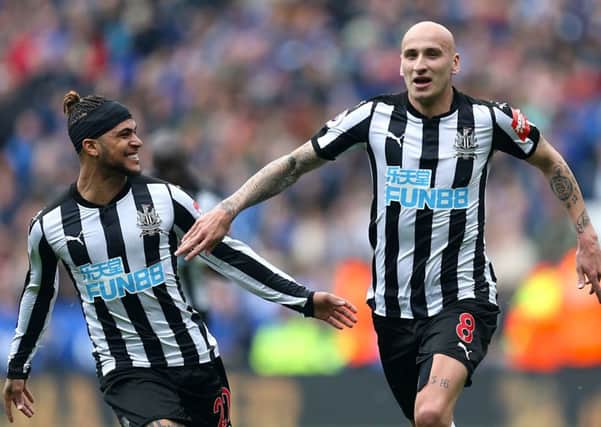 Newcastle United's Jonjo Shelvey celebrates scoring with team-mate DeAndre Yedlin.