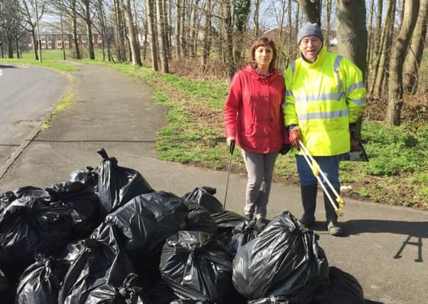 Coun Geraldine Kilgour head out on a litter pick in Jarrow with residents