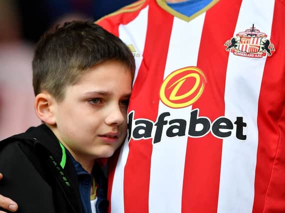 A brave young fan tries to come to terms with Sunderland's relegation.